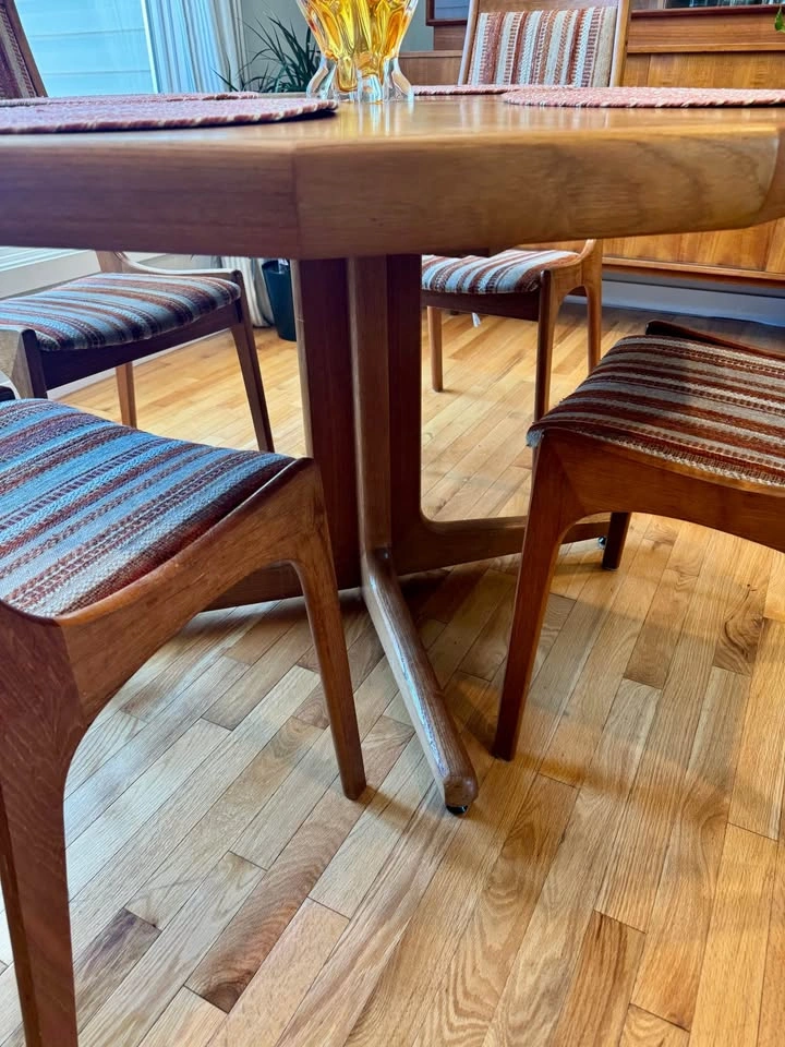 Vintage Mid Century Teak Dining Set with 4 Chairs - photo 3