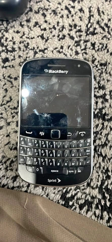 BlackBerry Bold Sprint Phone