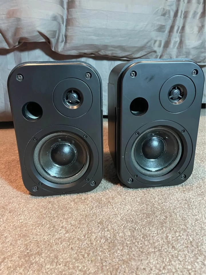 Pyramid Gold Series 3070 Monitor Surround Sound Speakers - photo 2
