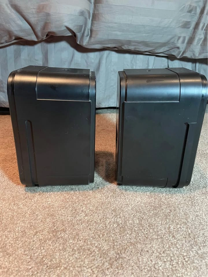 Pyramid Gold Series 3070 Monitor Surround Sound Speakers - photo 5