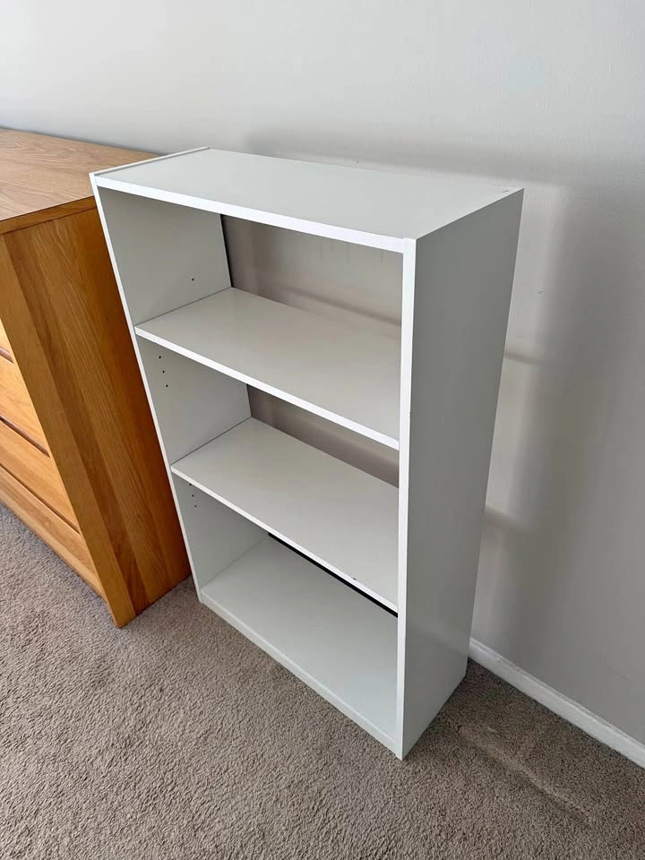 3-Tier White Bookshelf with Adjustable Shelves