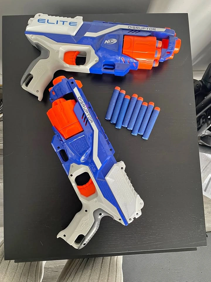 2 Nerf N-Strike Elite Disruptor Blasters + Darts