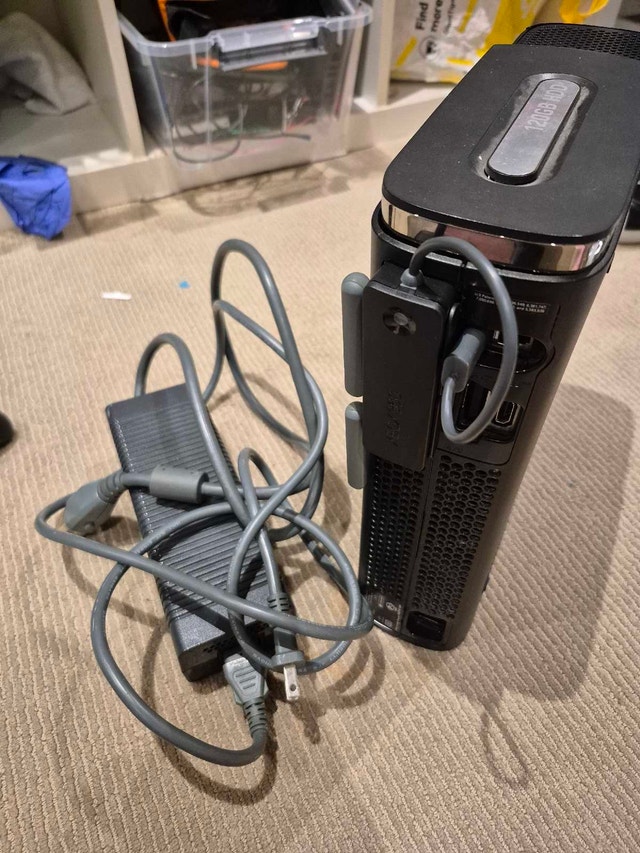 Microsoft Xbox 360 Bundle - photo 4