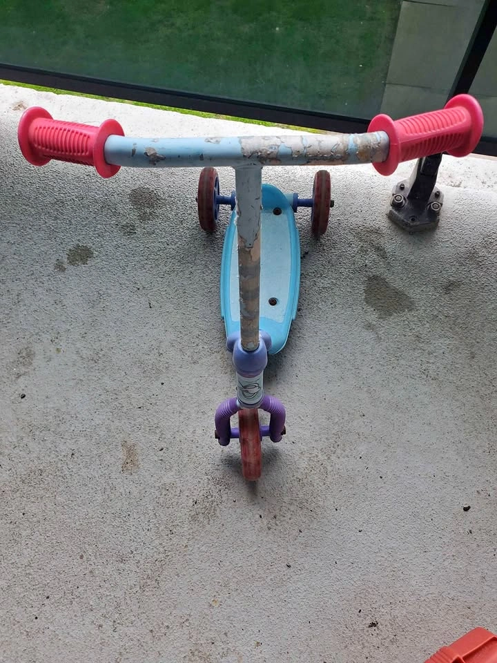 Kids 3-Wheel Scooter