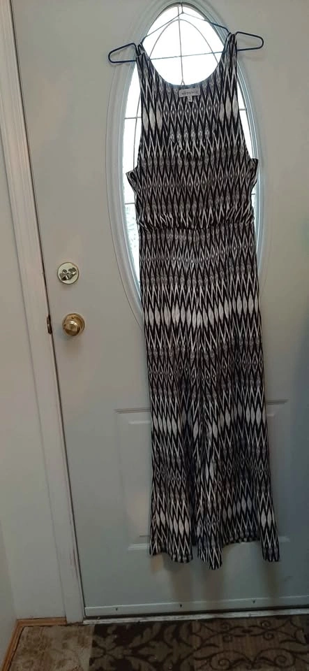 Ladies Jumpsuit NEW price drop - photo 3