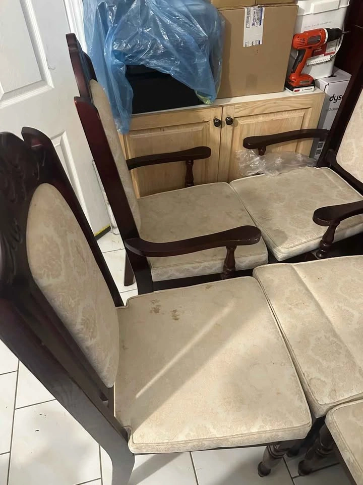 Traditional Mahogany Finish Dining Set with 6 Chairs - photo 5