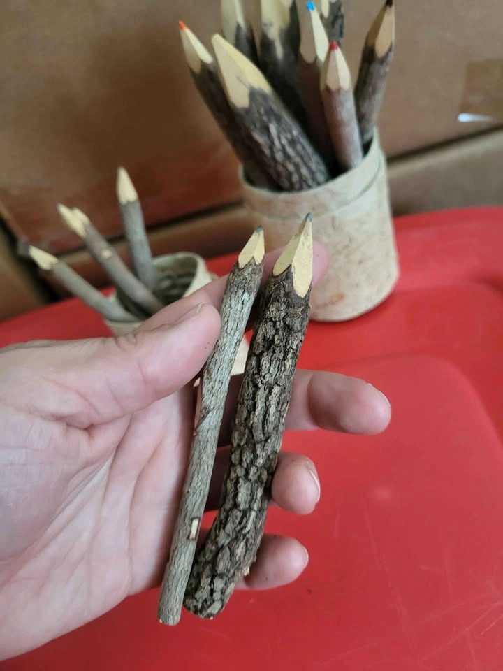 Stick pencils and coloured pencils set - photo 2