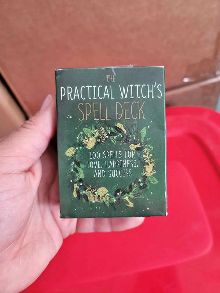 Box of witch spells 100 cards