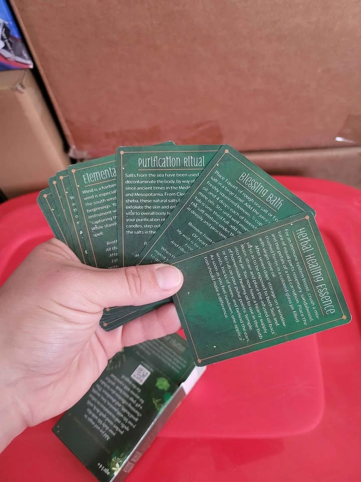 Box of witch spells 100 cards - photo 3