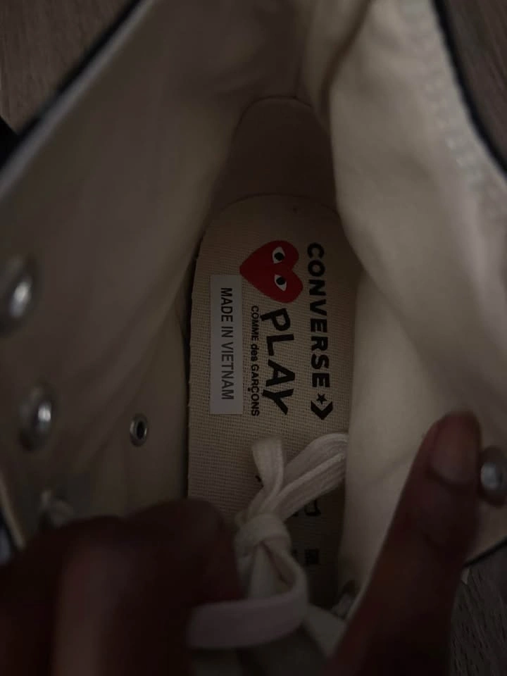 Converse x Comme des Garçons PLAY Chuck 70 High Top - photo 5