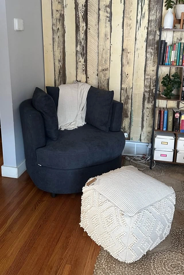 Snuggle Accent Chair - Navy - photo 2