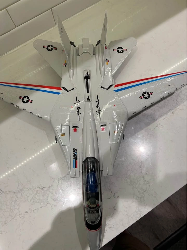 Vintage G.I. Joe Sky Striker XP-14F Jet with Pilot - photo 2