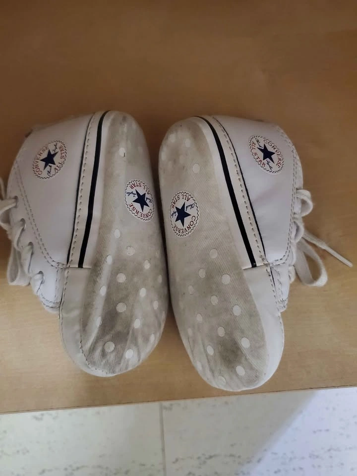 Converse Chuck Taylor All Star Crib baby Shoes (US size 3) - photo 3