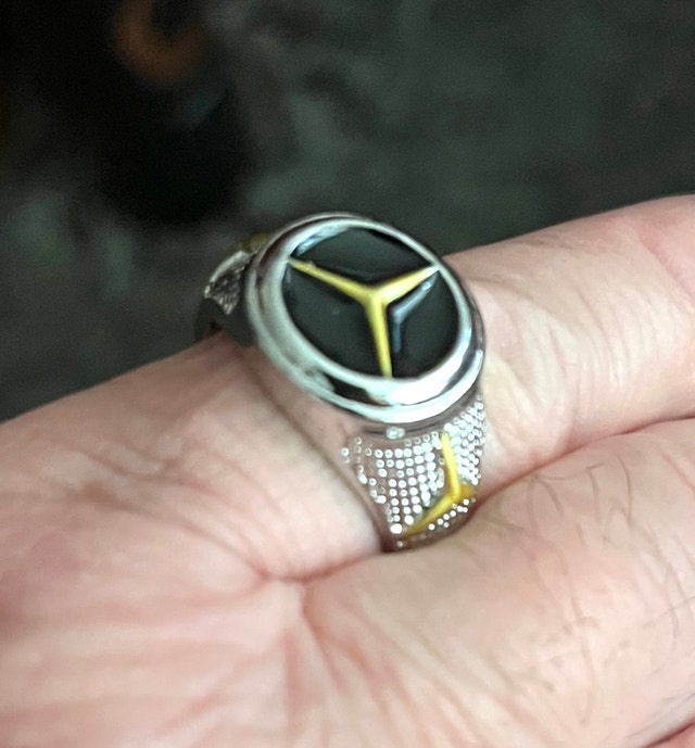 Mercedes-Benz Ring