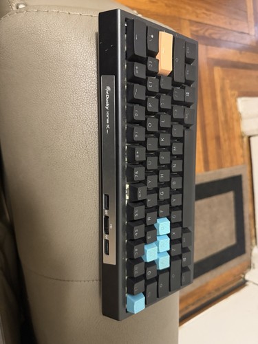 Ducky One X Mini / Comes with rubber keycaps - photo 2