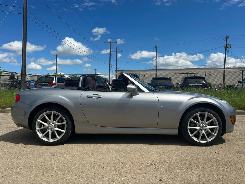 2011 Mazda MX-5 - photo 5