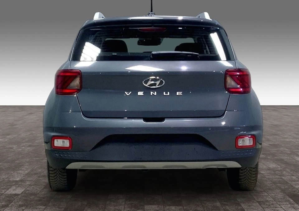 2025 Hyundai Venue Preferred - photo 3