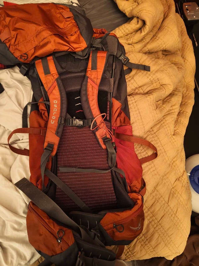 Osprey Volt 60 hiking backpack - photo 2