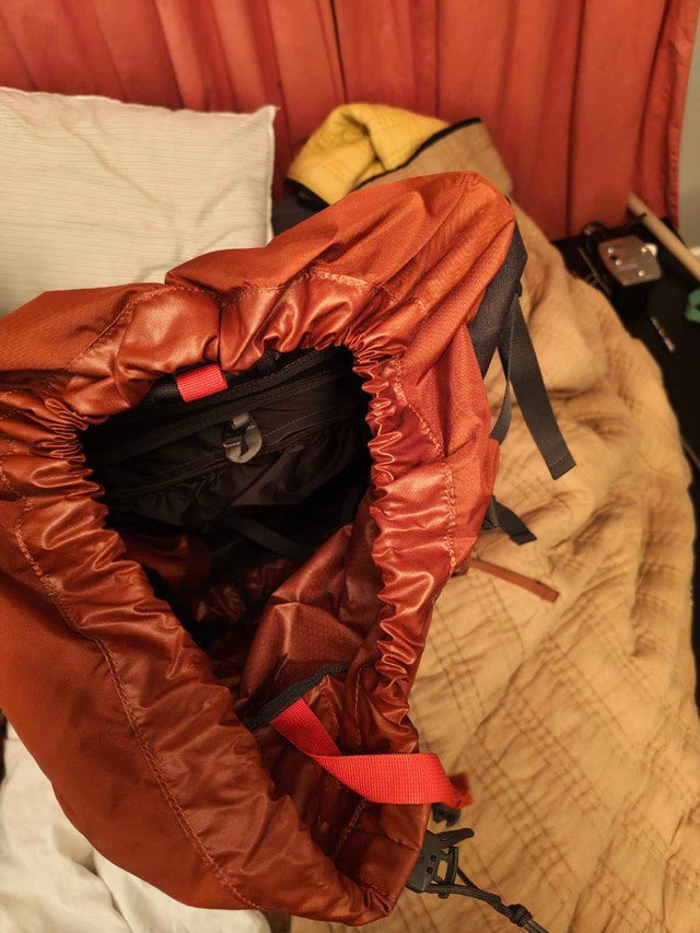 Osprey Volt 60 hiking backpack - photo 3