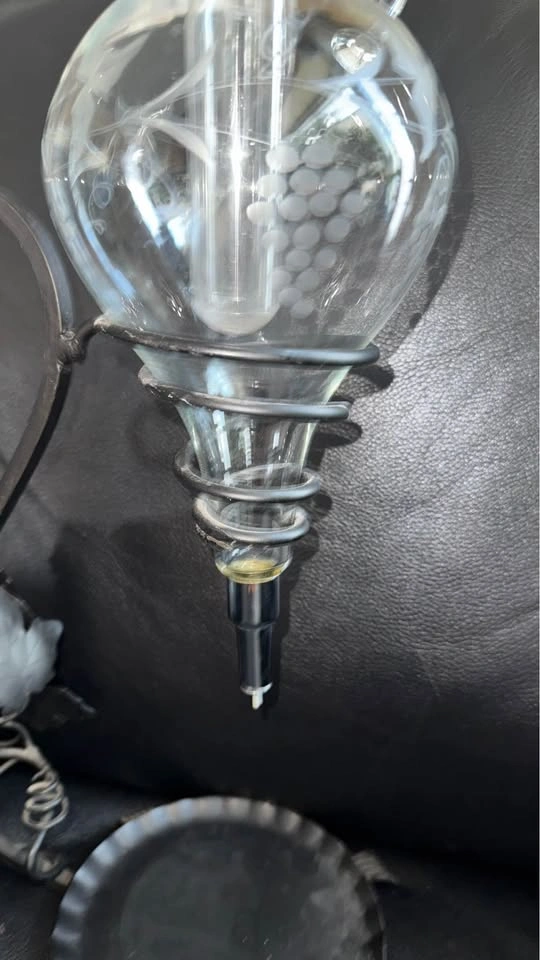 Vintage Glass wine decanter - photo 2