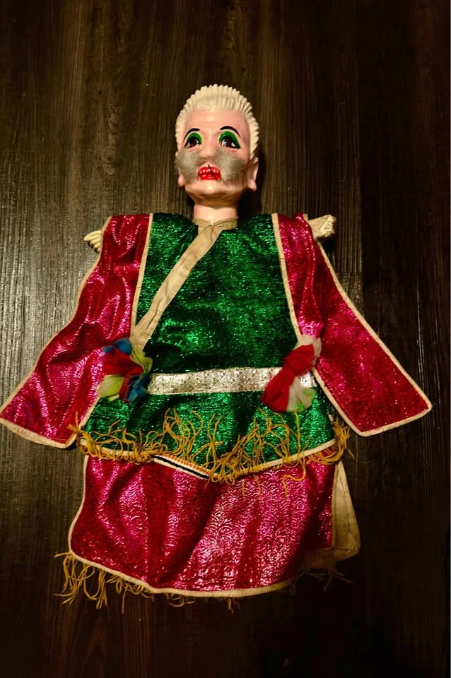 Antique/Vintage Marionette Chinese Puppet 17”