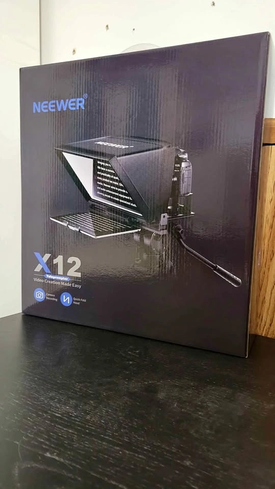Neewer x12 teleprompter | used once