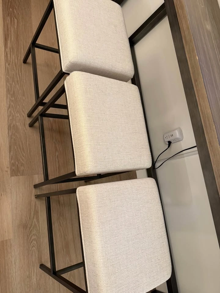 Industrial Console Table with 3 Stools - photo 4