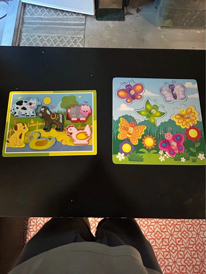 Set of 2 Toddler Wooden Peg Puzzles – Farm & Butterfly - photo 2