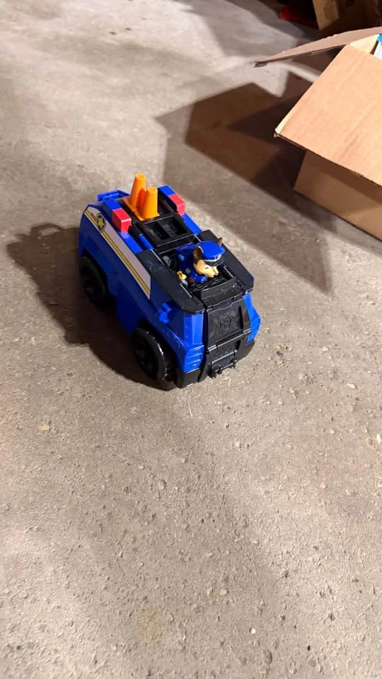 Paw Patrol Chase Ride 'n' Rescue Transforming Police Cruiser - photo 2