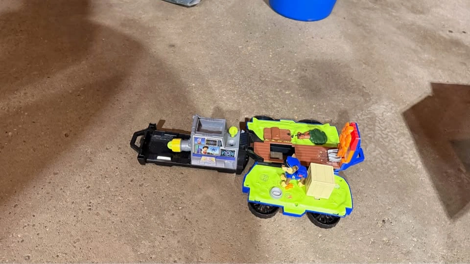 Paw Patrol Chase Ride 'n' Rescue Transforming Police Cruiser - photo 4