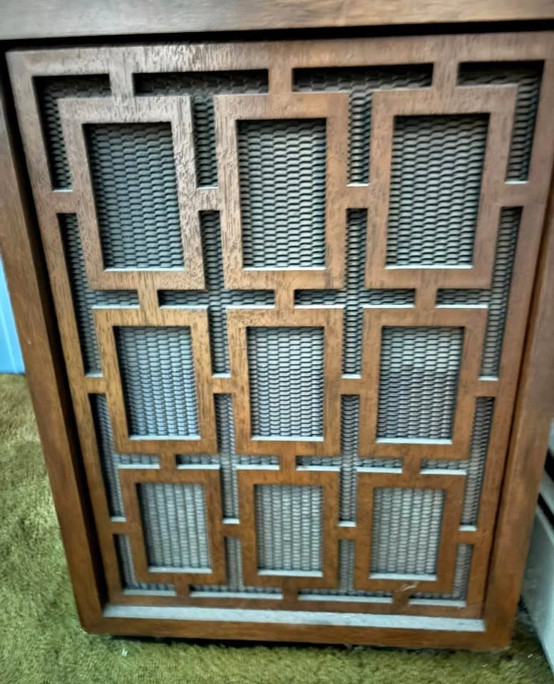Vintage 1960s Sears Roebuck Electric Air Purifier