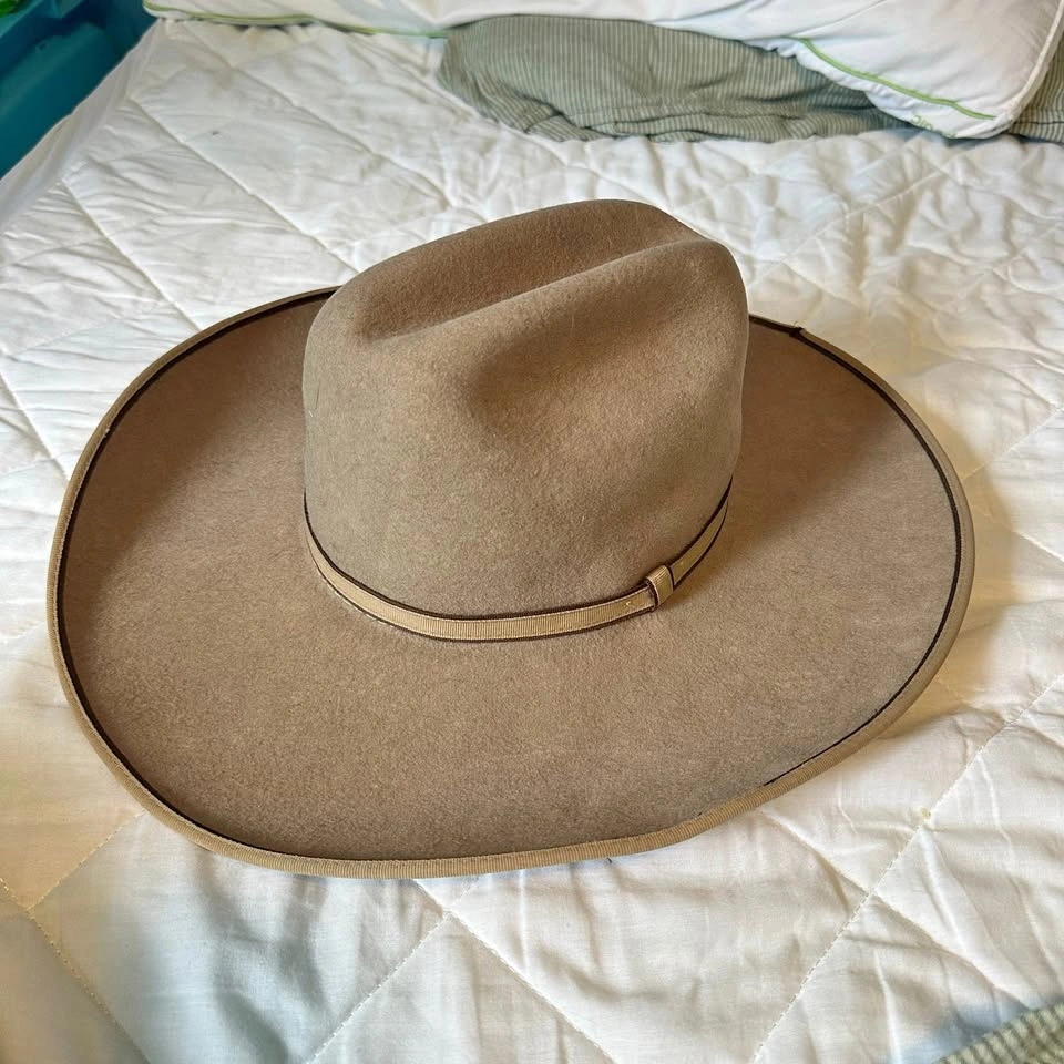 MHT Westerns Felt Cowboy Hat
