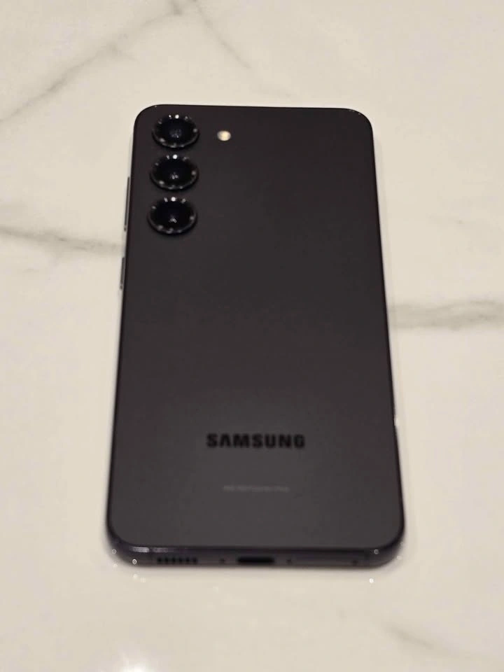 Samsung S23 128GB - Black | Unlocked | Excellent Condition - photo 2