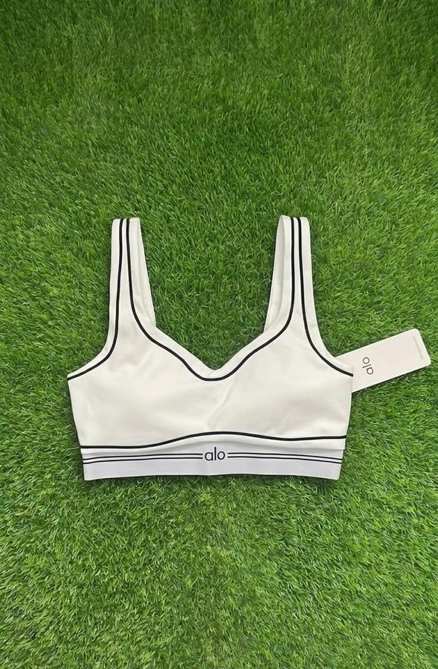 White Alo Yoga Matching Set - photo 3