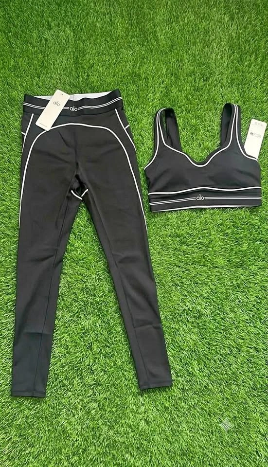 Black Alo Yoga Matching Set