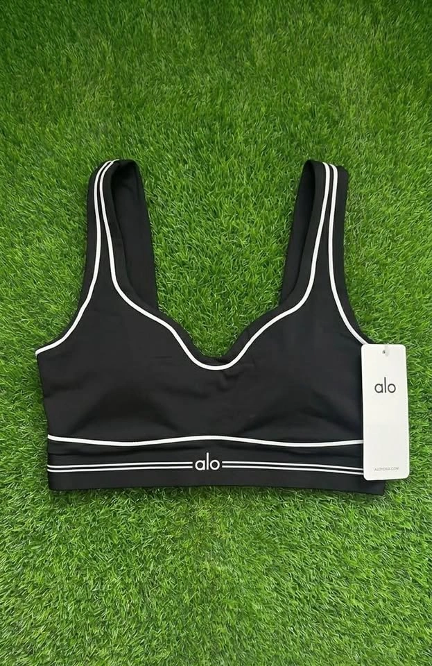 Black Alo Yoga Matching Set - photo 3