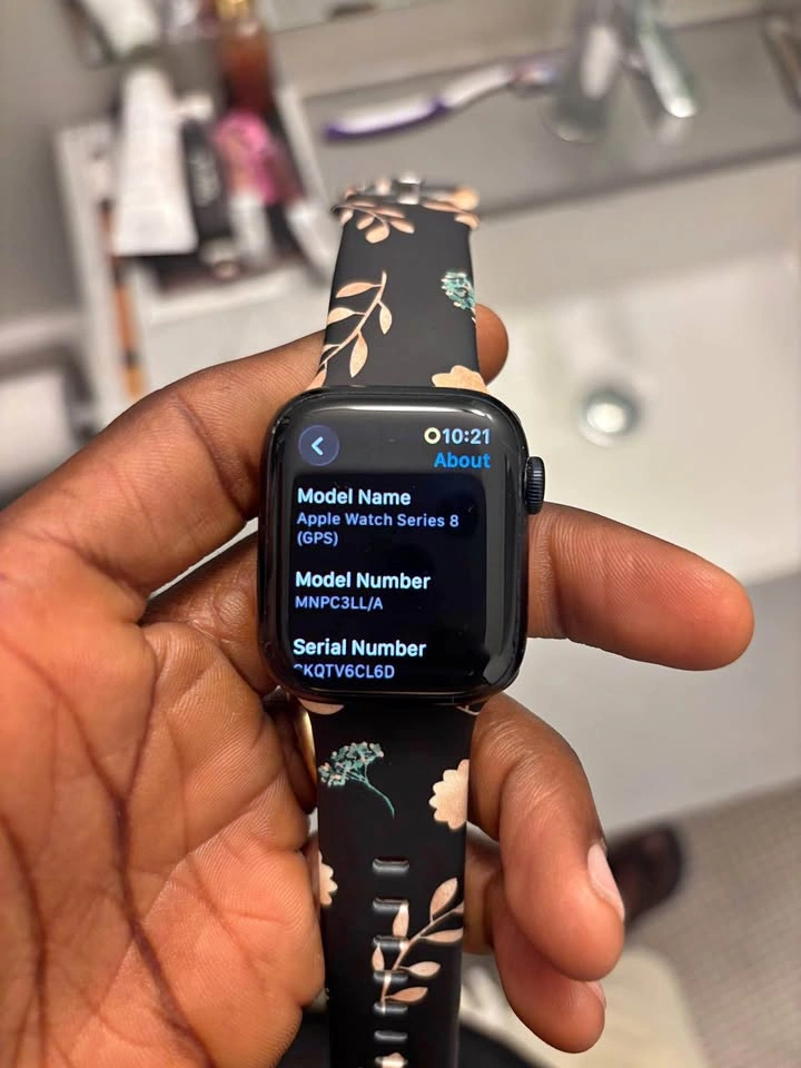 Apple Watch Series 8