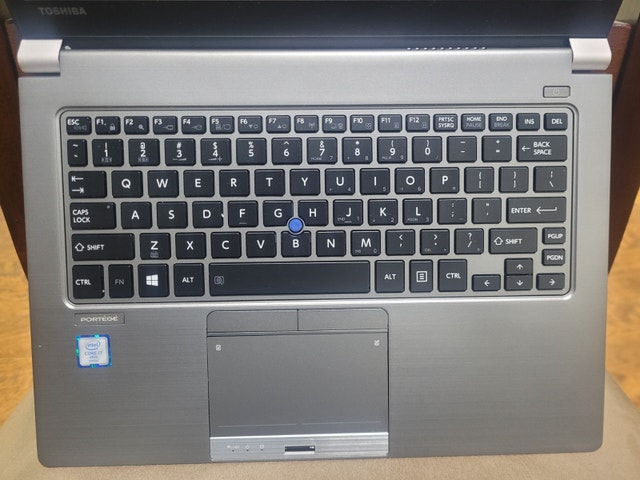 Toshiba laptop Z30-C - i7 - 6th Gen MS office - photo 2