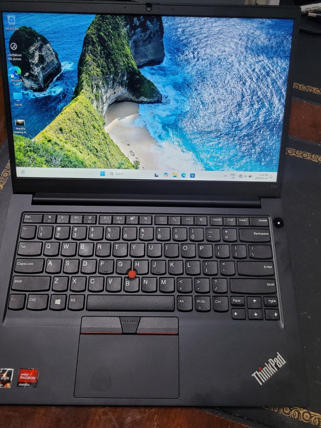 Laptop Lenovo E14 Gen 3 - Ryzen Pro 5