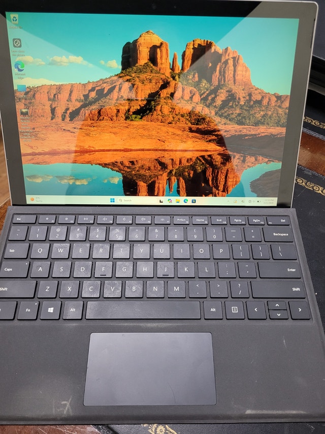 Microsoft Surface Pro 6