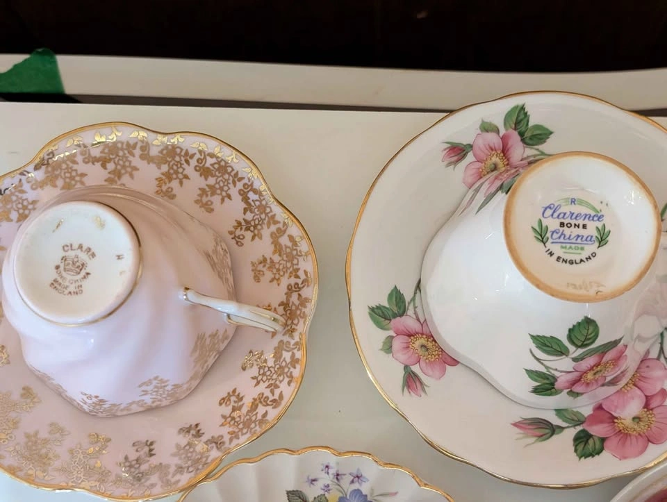 Vintage English Bone China Teacup and Saucer Sets - Lot of 9 - photo 4