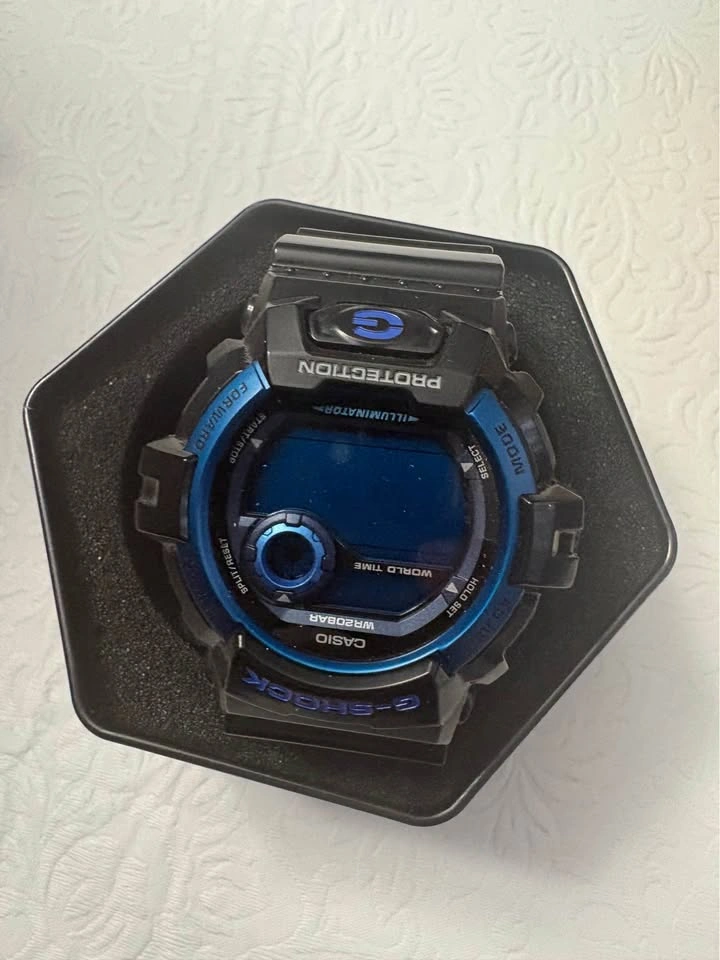 Casio G-Shock Watch - photo 3