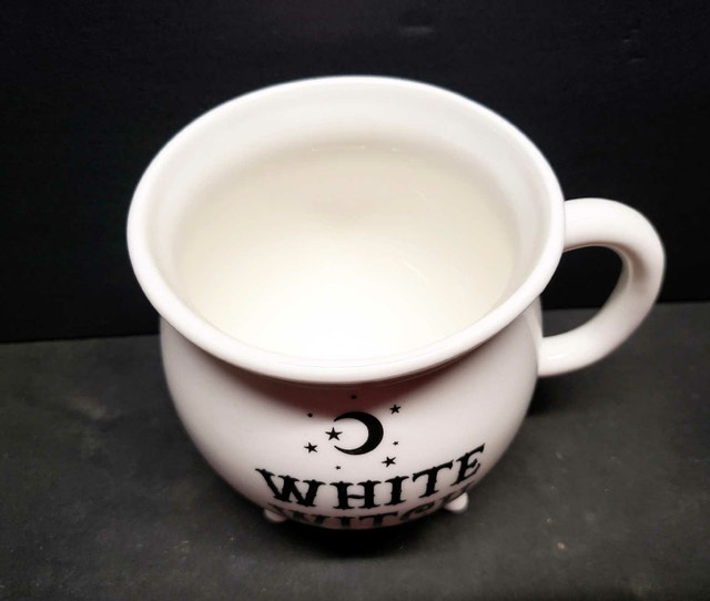 New Ceramic Mug. White Witch Cauldron - photo 3