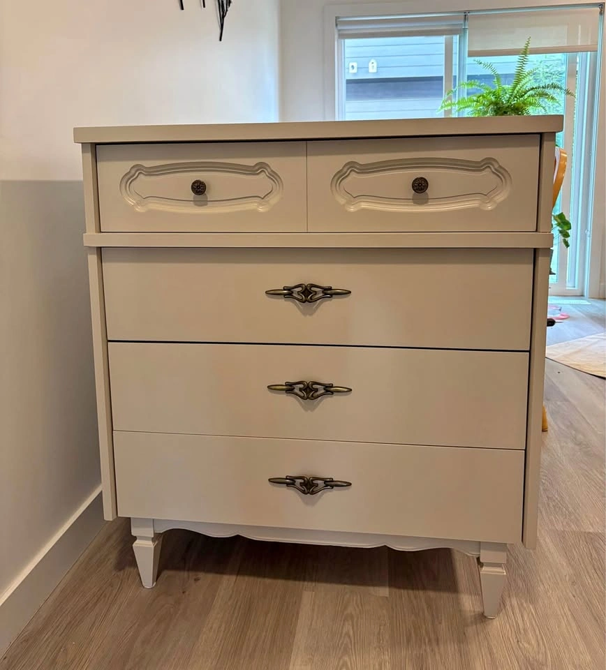 4-Drawer Dresser