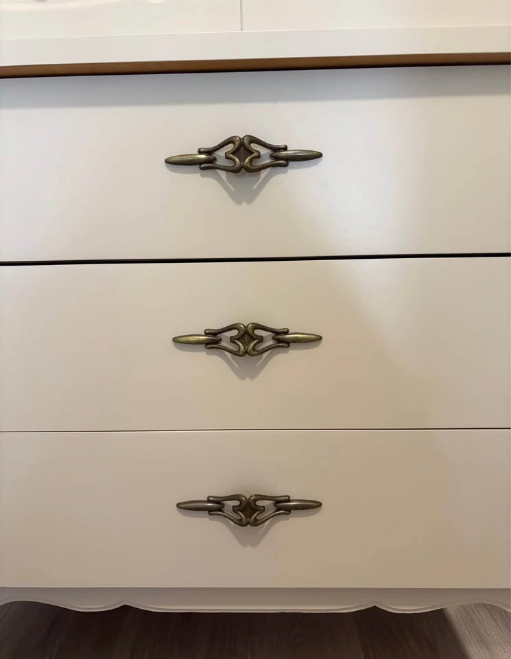 4-Drawer Dresser - photo 3