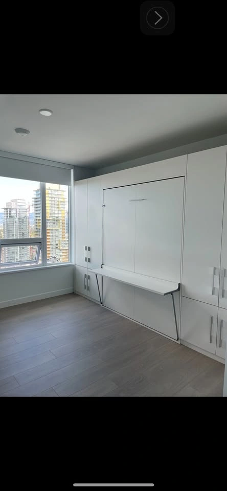 Spacious Amazing View Metrotown Condo - photo 5