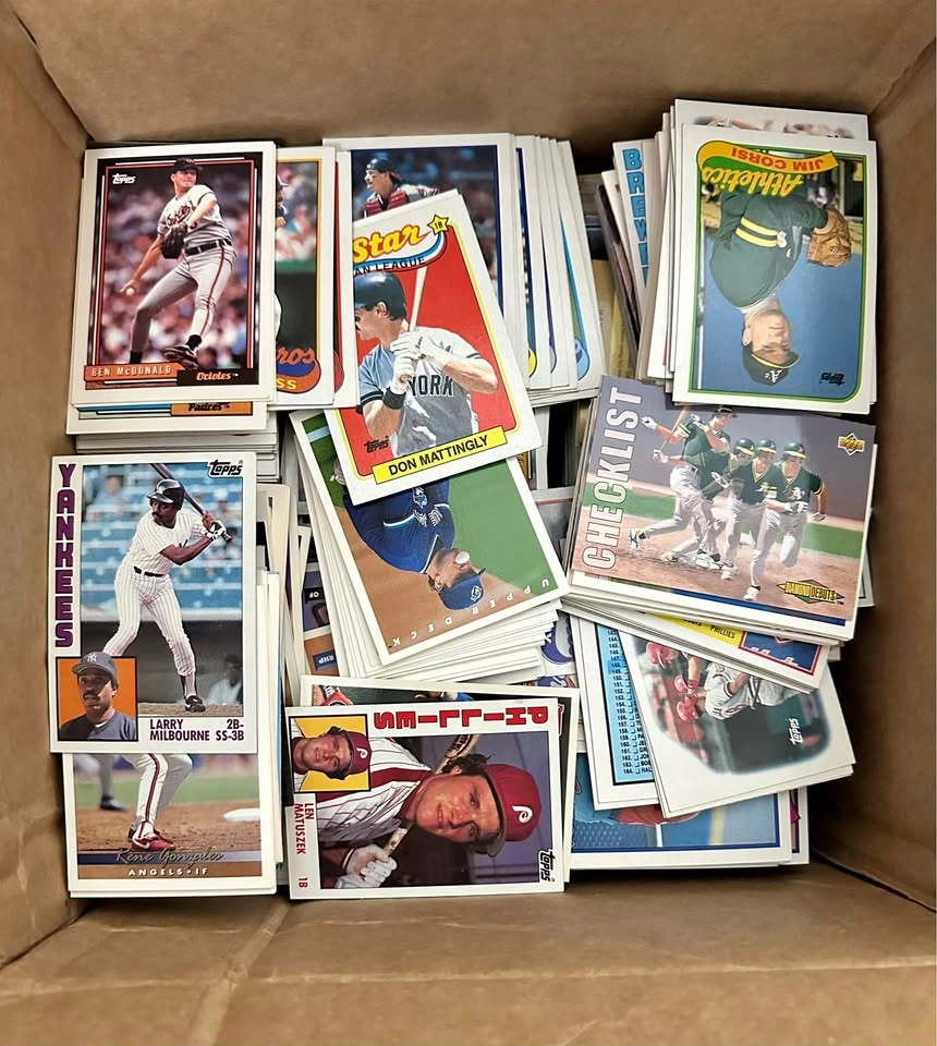 17 LBS. Box Of Unsorted Vintage Baseball Cards