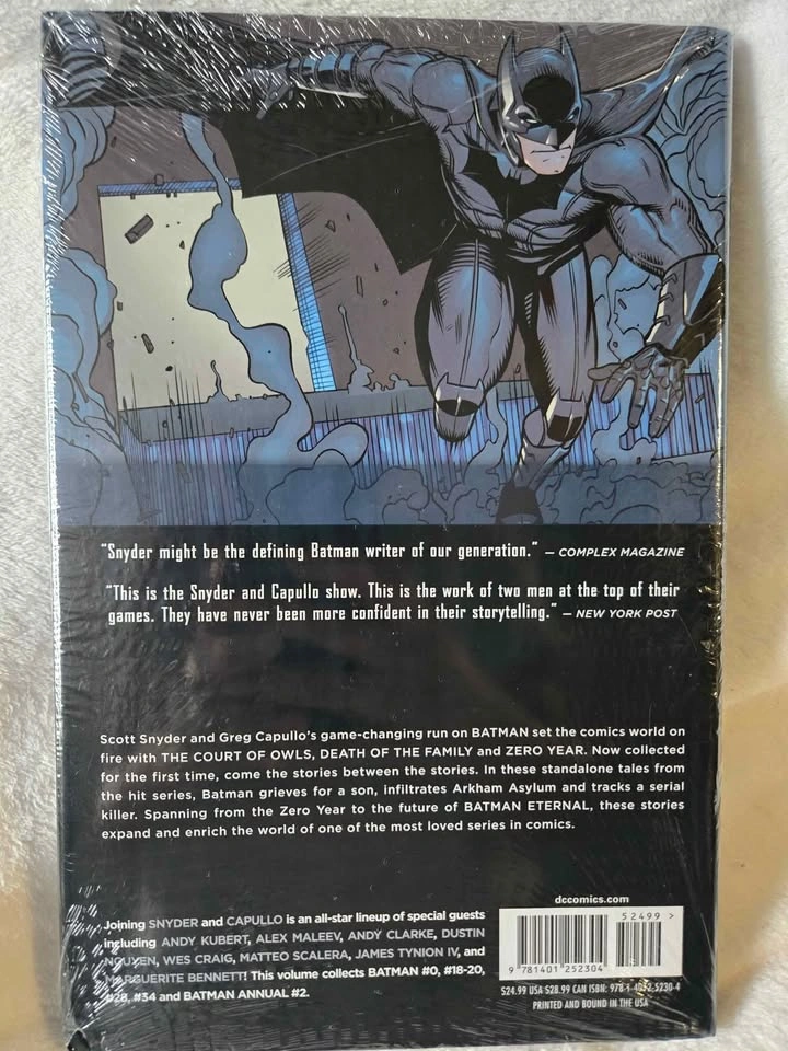 Batman Volume 6: Graveyard Shift Graphic Novel - photo 4