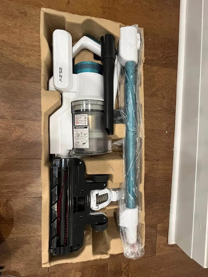 Eureka RapidClean Pro Cordless Stick Vacuum - photo 4