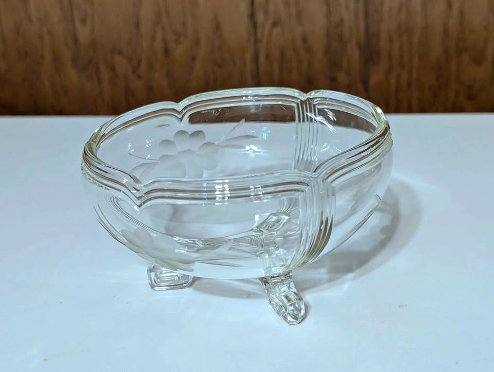 Vintage Etched Glass 3-Footed Bowl